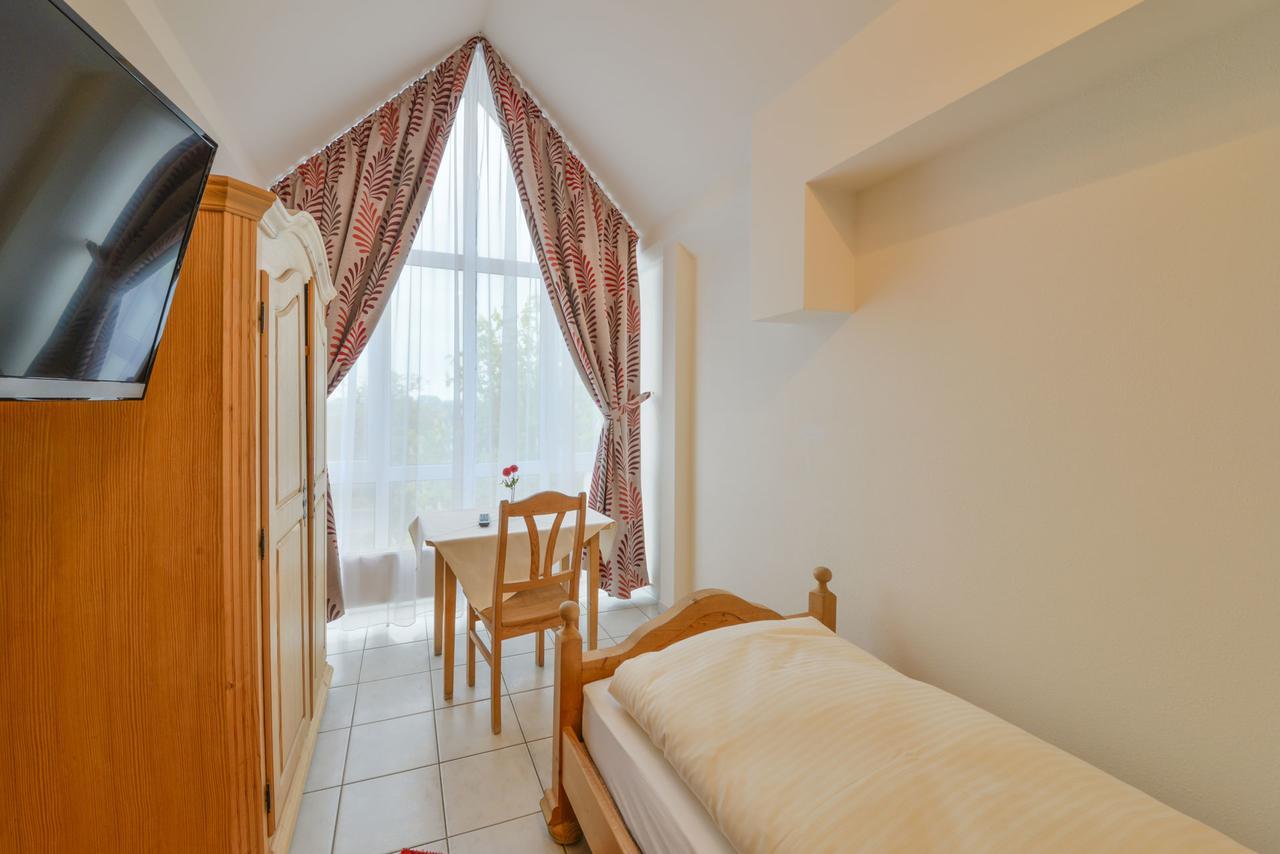 Hotel Gasthof Hainzinger Einsbach Екстер'єр фото